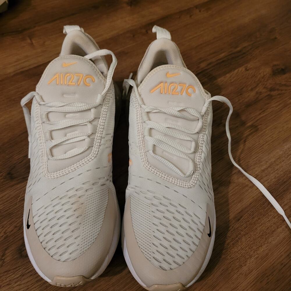 Nike air max 270  womens 9 good